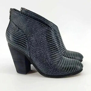 MODERN VINTAGE ANKLE  BOOTS